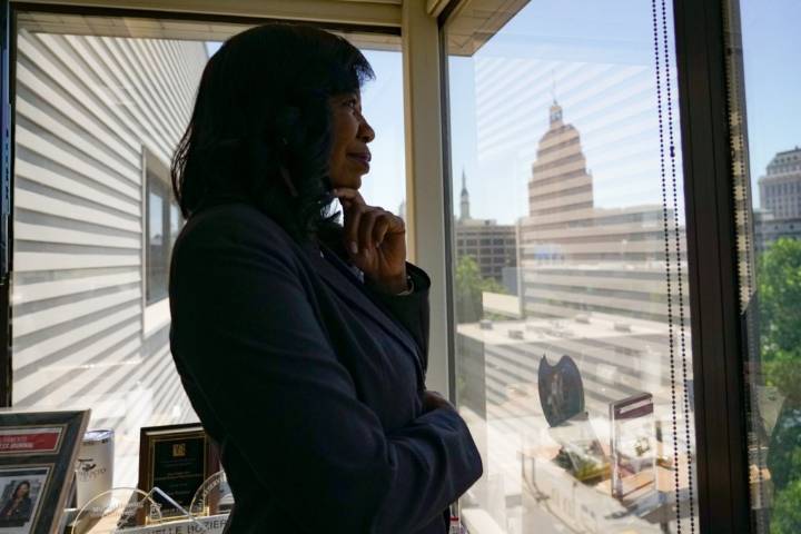 Sacramento Housing Chief La Shelle Dozier Steps Down
