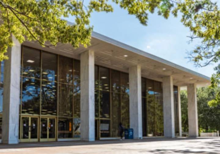 USC reports active shooter at the Thomas Cooper Library