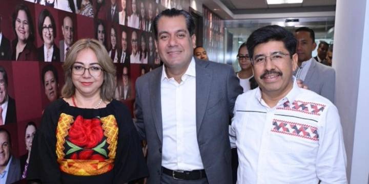 Hugo Aguilar adelanta posibles recortes salariales a ministros de la Suprema Corte