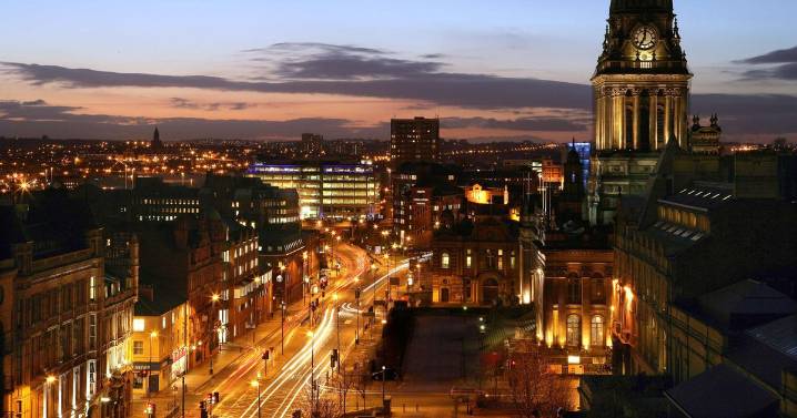 Private sector activity falling in Yorkshire and Humber, survey suggests