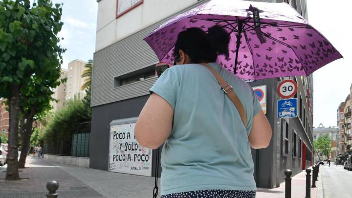 El Meteocat pone a Cataluña en alerta naranja por calor extremo y lluvias intensas este domingo
