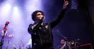 Walter Esaú presentó ‘El Cantante’ en el Foro Indie Rocks