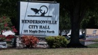 Hendersonville votes in favor of temporary apartment ban in first reading