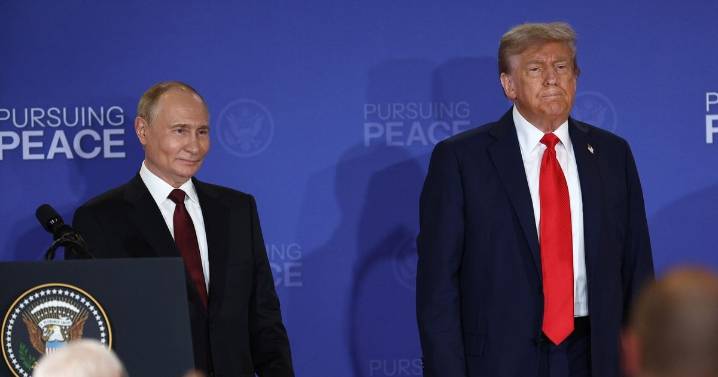 People mock Donald Trump after 'delusional' reaction to Vladimir Putin's Moscow invite