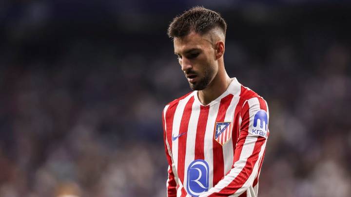 Baena sufre una lesión muscular y es duda para el parón con España