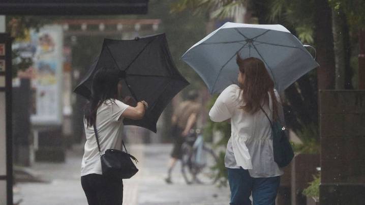 Hay alerta amarilla por vientos de hasta 100 km/h en 8 provincias para este jueves