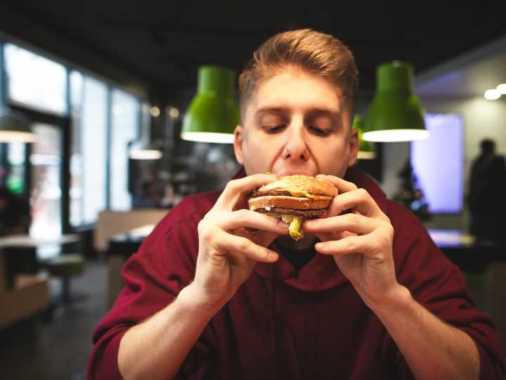 Alarmante informe sobre alimentación en Estados Unidos deja un dato de riesgo para los jóvenes