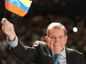 Edmundo González cumple 76 años entre el exilio forzado y el reconocimiento ciudadano