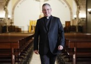 El obispo de San Sebastián pide a los políticos que no busquen «rédito con la suerte de los pobres y de los migrantes»