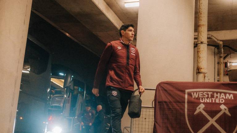 Edson Álvarez, rumbo a Turquía: Fenerbahce y Mourinho lo quieren como pieza clave