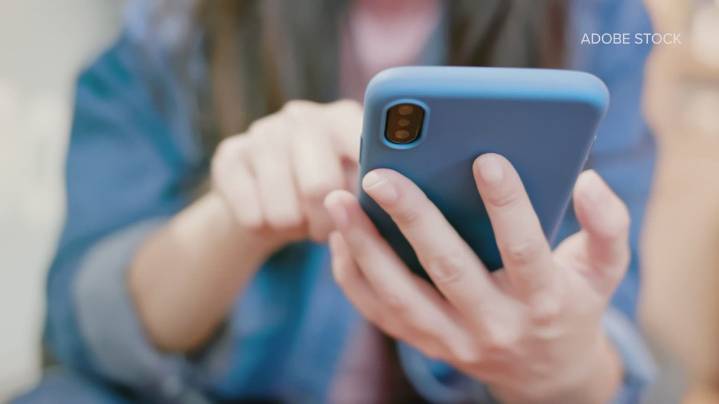 North Texas school cell phone ban policies: How are districts enforcing it?