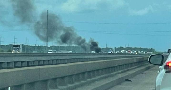 Burning vehicle closes one lane on Bonnet Carre Spillway, DOTD says