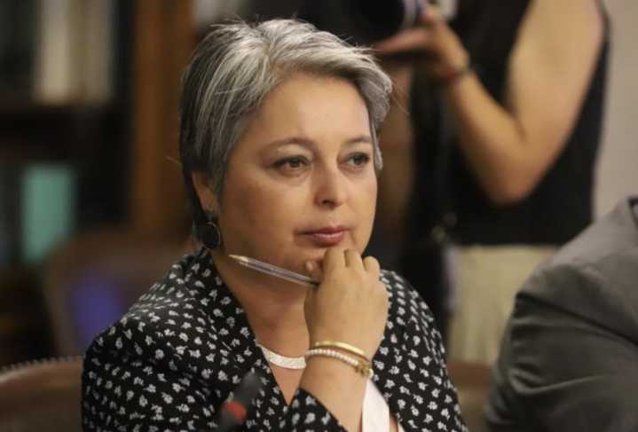 ¿Está o no en su programa? Jeannette Jara explica “imprecisión” de sus dichos sobre aborto