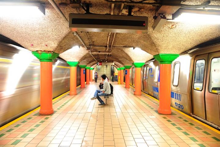 Flames and smoke force passengers to flee New York City area train
