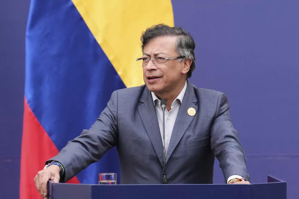 Gobierno colombiano niega que exista un acuerdo militar con Venezuela en medio de tensión con EEUU
