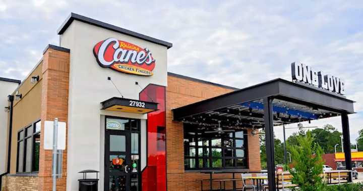 Raising Cane’s sets opening date for first Spokane location on Newport Highway