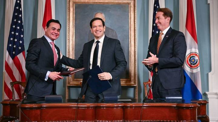 EE.UU. firma con Paraguay un Acuerdo de Tercer País Seguro, el primero de este tipo en América del Sur
