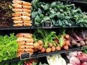 Retail sales rise even as trade tensions hit Canadian businesses