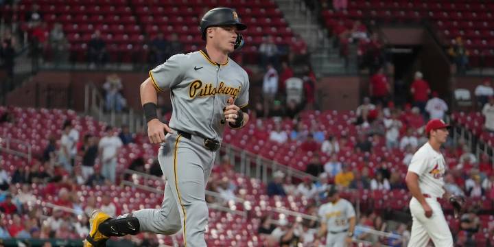 Henry Davis, Bryan Reynolds help power Pirates past Cardinals 8