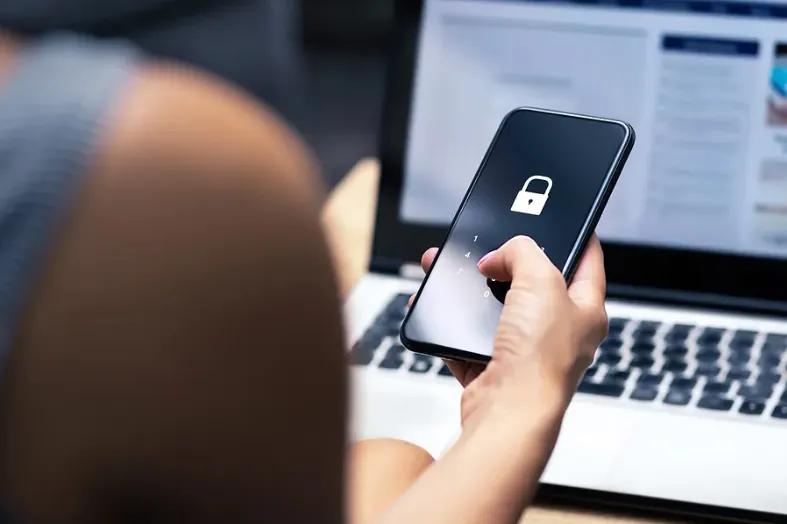 Ciberataque al Ayuntamiento de Elche: la Policía analiza la nota del rescate exigido por los hackers
