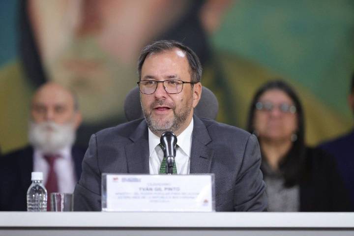 Desestima canciller venezolano “confiscación” de presuntos bienes de Maduro en EU