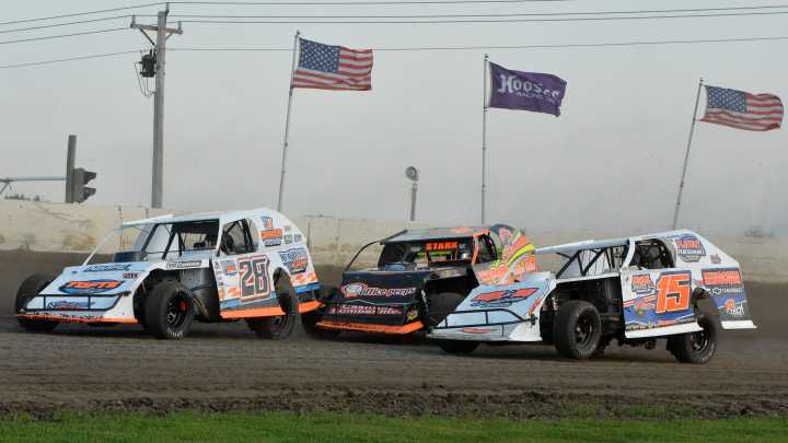 Stock car racing season winding down around the area