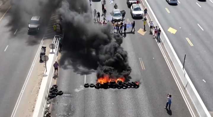 Thousands protest across Israel demanding ceasefire and hostage deal