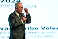 El expresidente Uribe defiende la hermandad con Perú y propone un dragado en el Amazonas