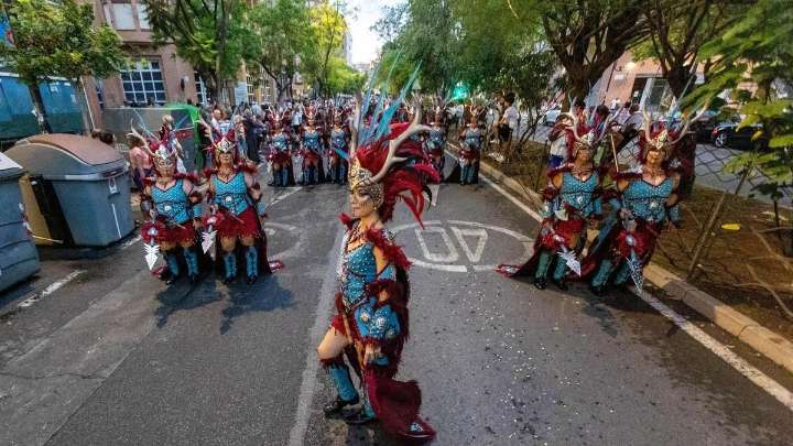 Cambios en estos autobuses urbanos de Alicante por los Moros y Cristianos de Altozano