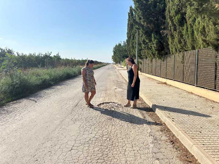 Denuncian el abandono de la calle Acuario y exige medidas urgentes