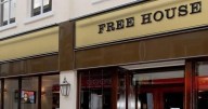 Wetherspoon's sacked pub manager after 22 years for giving colleague discount on halloumi fries