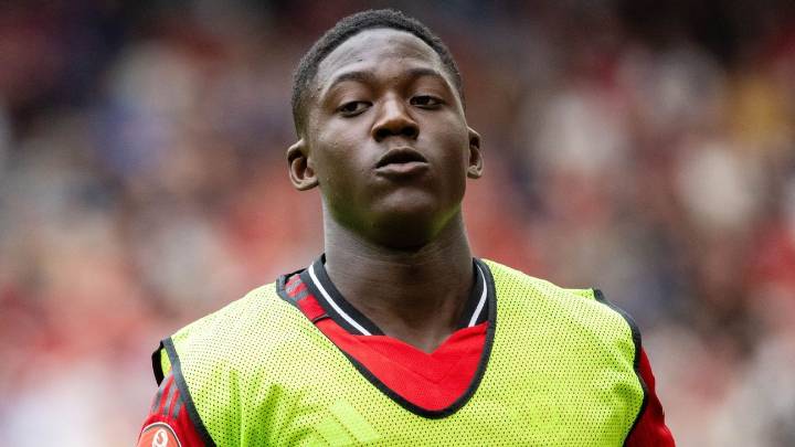 Man United not seeking Mainoo bids but future uncertain
