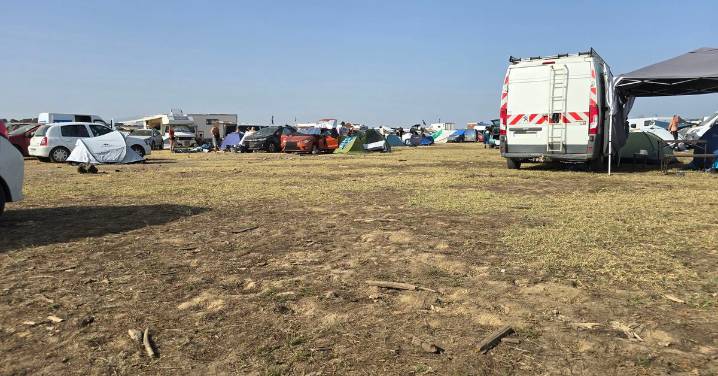 Cerca de 6.000 personas en la rave del embalse de Santa Teresa: “Está transcurriendo con total normalidad”