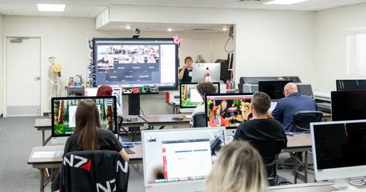 Mohave College students return to campus for fall semester
