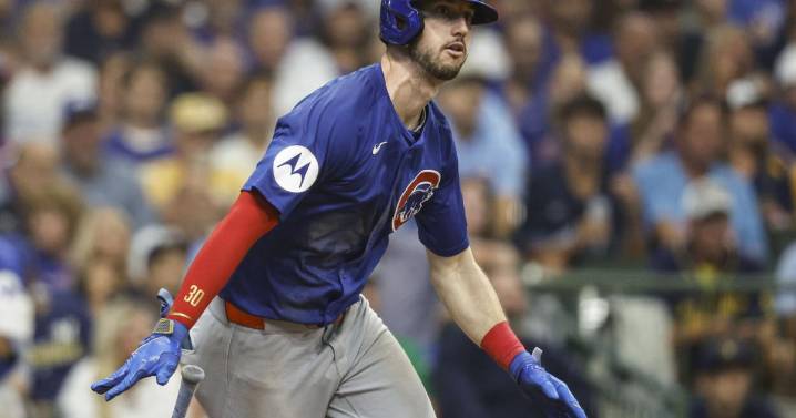 Cubs OF Kyle Tucker played with a small fracture in his right hand after he got hurt in June