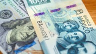 Peso mexicano avanza por debilidad del dólar tras dato de inflación de Estados Unidos