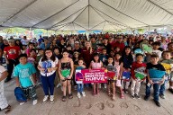 Entrega Michelle Tejeda más de mil mochilas a estudiantes de Valle de Mexicali 