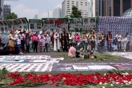 Miles marchan en México en el Día Internacional de las Víctimas de Desaparición Forzada