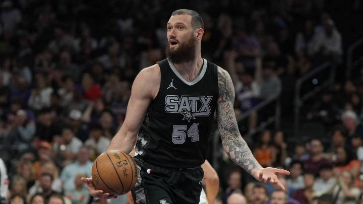 Raptors’ Mamukelashvili leads Georgia to upset win over Spain at EuroBasket