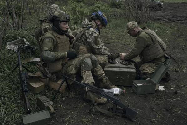 Afirman que Putin ofreció parar ataques si Kiev cede Donbás