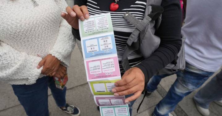TEPJF valida elección de ministros de la Suprema Corte pese a polémica por “acordeones”