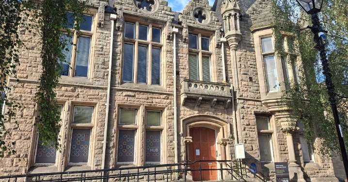 Landmark building in Falkirk town centre will be sold by council