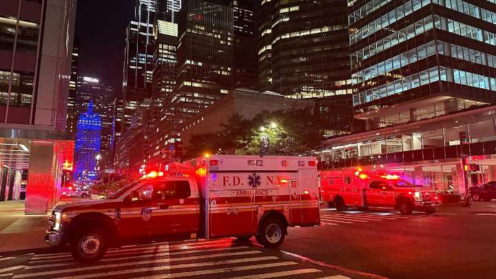 Manhattan gunman suffered from sports concussion, mom said