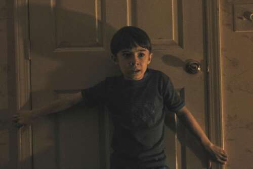 Why did 17 kids vanish at 2:17 a.m.? Zach Cregger’s ‘Weapons’ delves into the mystery.