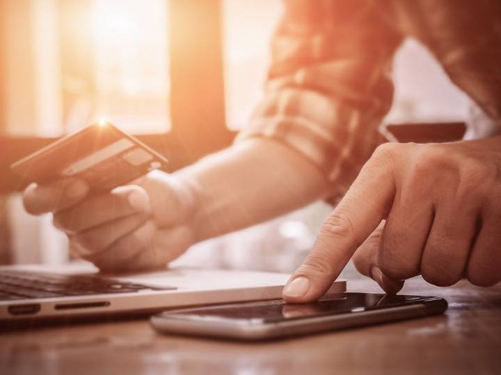 Missed a Credit Card Payment? How Not to Make It Worse