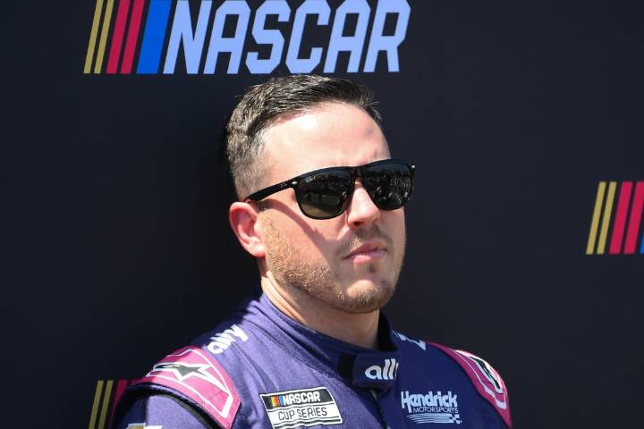 Deadspin | Qualifying cancelation at Daytona puts Alex Bowman on front row
