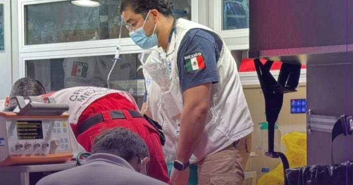 Hombre es atropellado abajo de un puente peatonal en Tlaquepaque