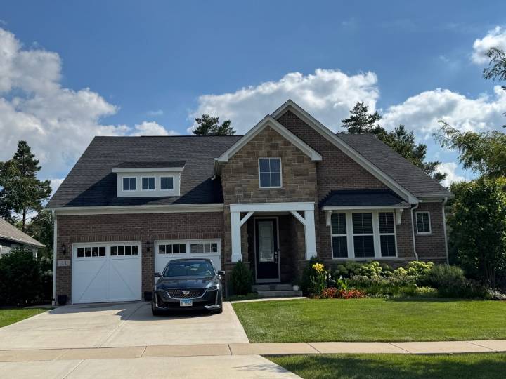 Former president of Backhawks, Cubs, sells Wheaton home