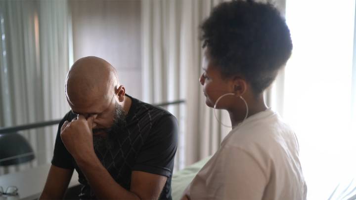 Dear Abby: Should I tell my adult daughter I’m not her birth father?