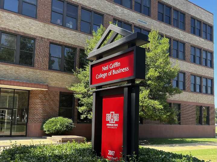 Arkansas State partnership with Forté Foundation aims to prepare women for business, leadership